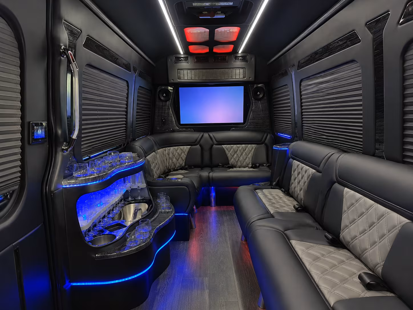 find the perfect transportation for your next airport transfer 2