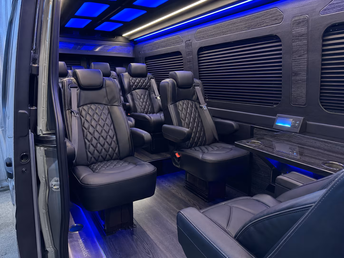 find the perfect transportation for your next private event 2