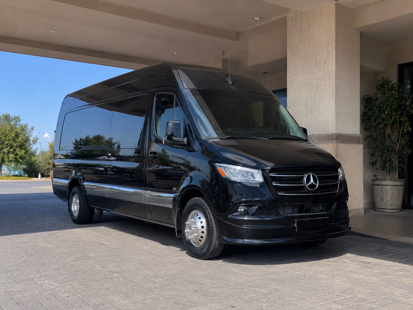 find the perfect transportation for your next private event 5