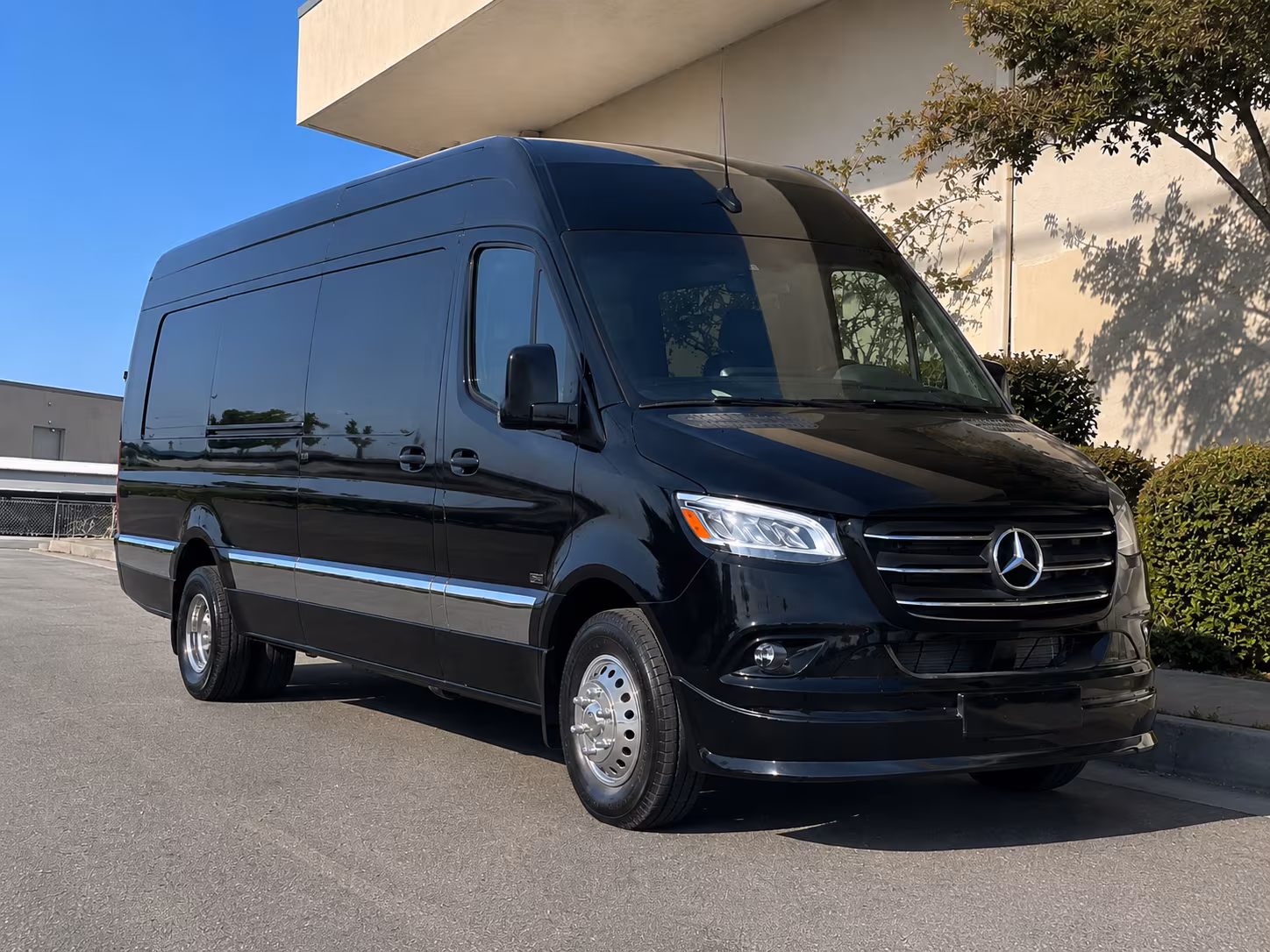 find the perfect transportation for your next wine tour 3
